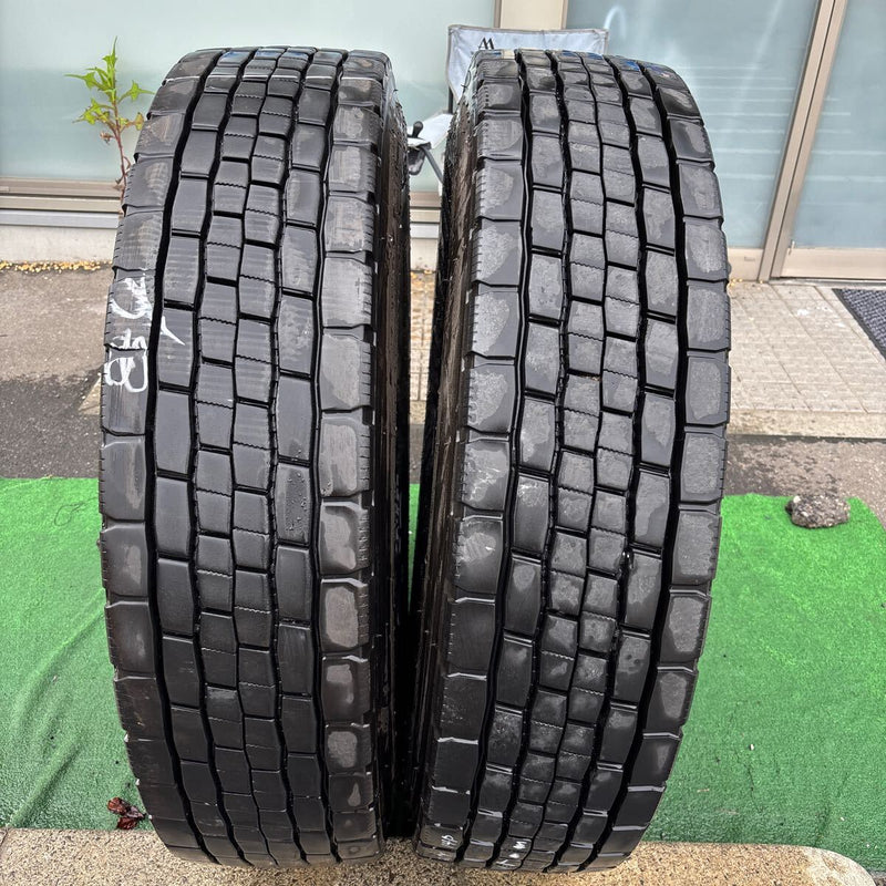 11R22.5 DUNLOP SP680 中古ミックスタイヤ　2本セット:34000円