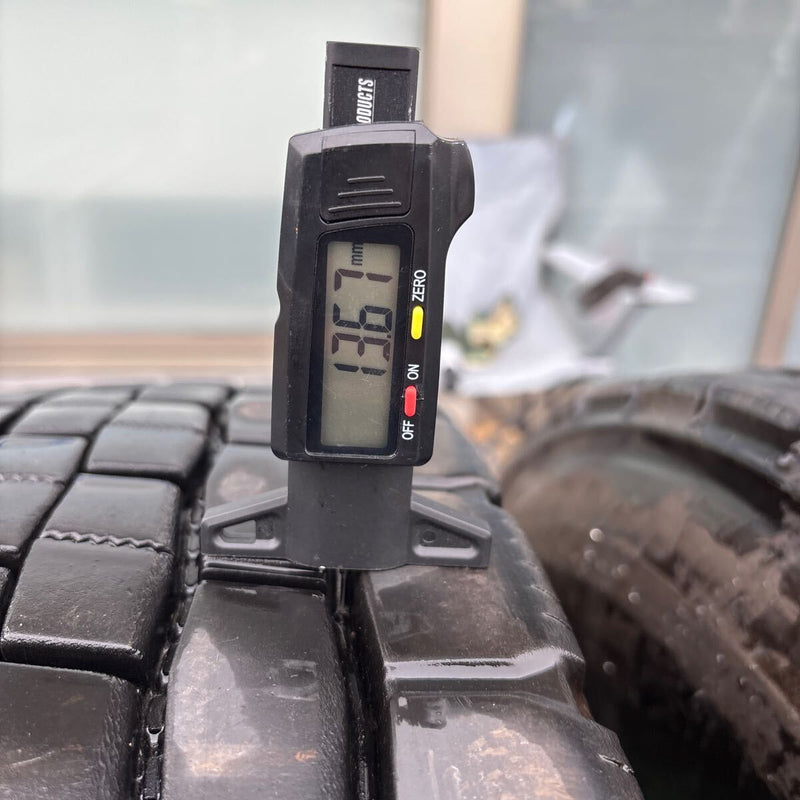 11R22.5 DUNLOP SP680 中古ミックスタイヤ　2本セット:34000円