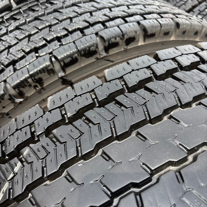 11R22.5 ヨコハマ 905W 904W 中古冬タイヤ 10本セット:140000円