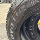 215/70R17.5 TOYO M935 深溝 冬タイヤ2本:14000円