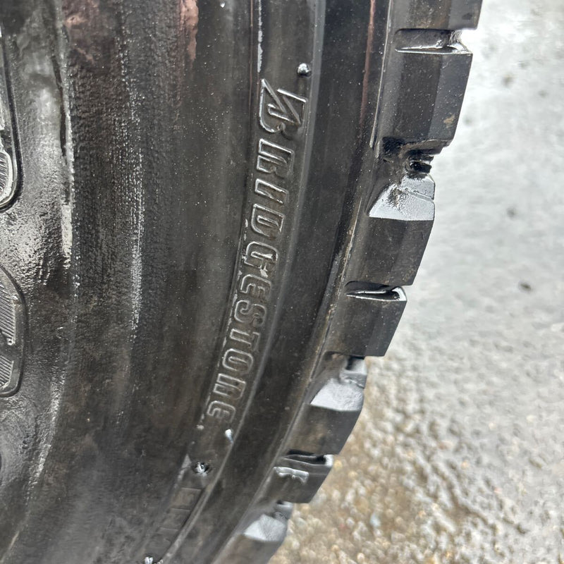 11R22.5 ブリヂストン W900 再生冬タイヤ 8本セット:104000円