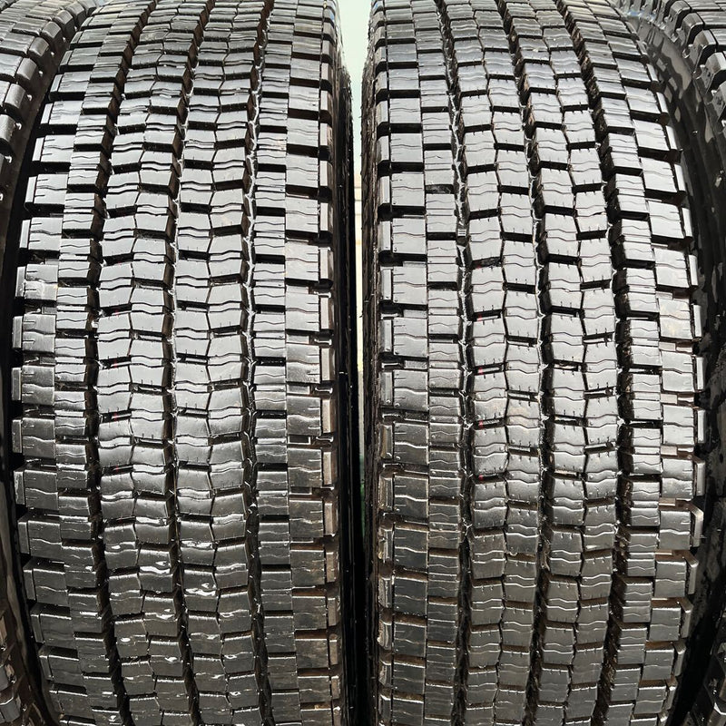 11R22.5 16PR DUNLOP, SP001 激安美品　　　　　溝9分山　2023年製　6本セット：135,000円