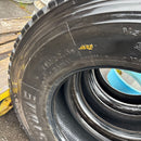 11R22.5 W999 W900 ブリヂストン 地山トラック用冬タイヤ 4本:55000円(名)