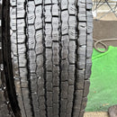 11R22.5. DUNLOP. SP002. 2023年製　2本セット：32000円