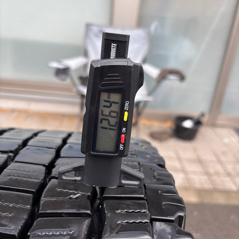 245/70R19.5 DUNLOP SP088 中古スタッドレス　4本セット:44000円