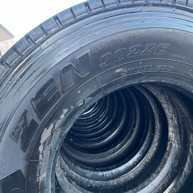 11R22.5 16PR YOKOHAMA 902ZE 中古スタッドレス　地山　10本セット:215000円