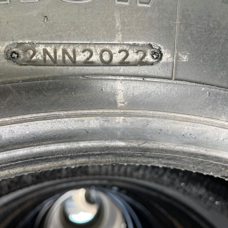 11R22.5 再生中古スタッドレス　W910 激安美品９分山 6本＋1本セット：124,000円
