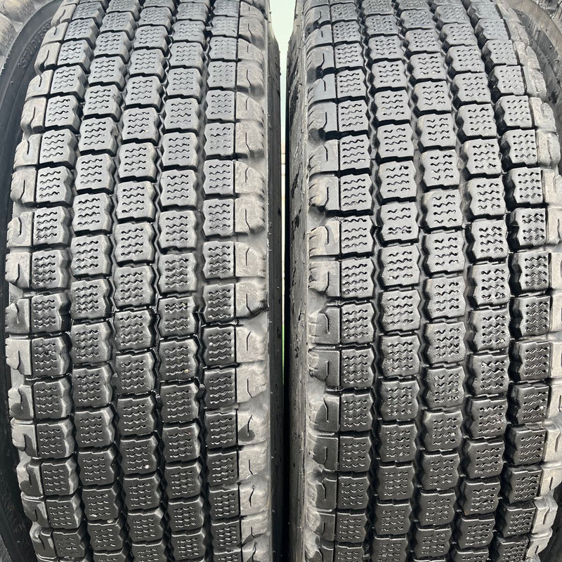 11R22.5 再生中古スタッドレス　W910 激安美品　　　　　6本セット：83,000円
