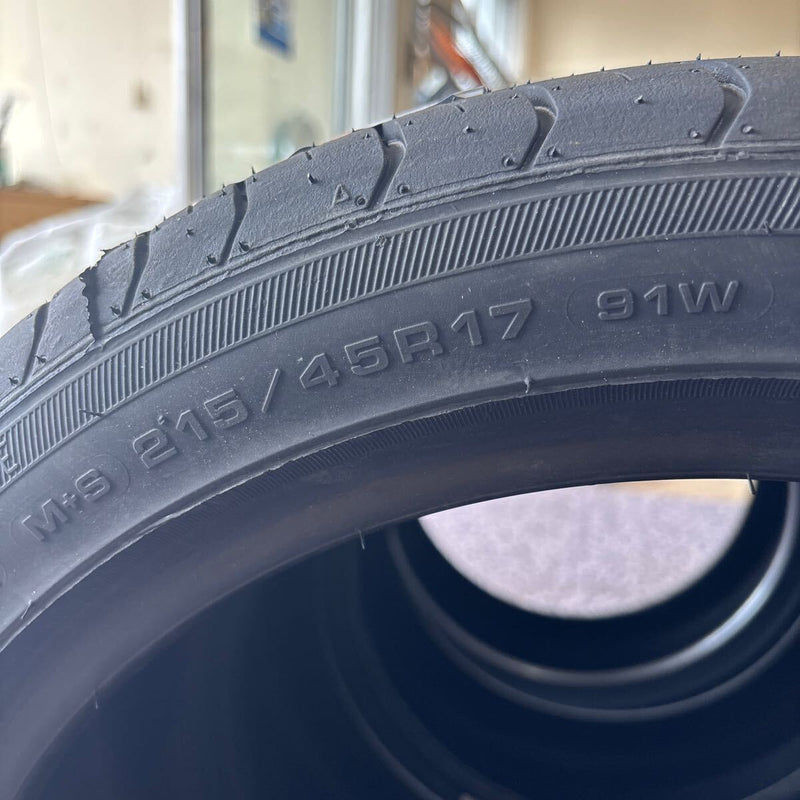 215/45R17 GRENLANDER L-ZEAL56 新品夏タイヤ4本セット35200円