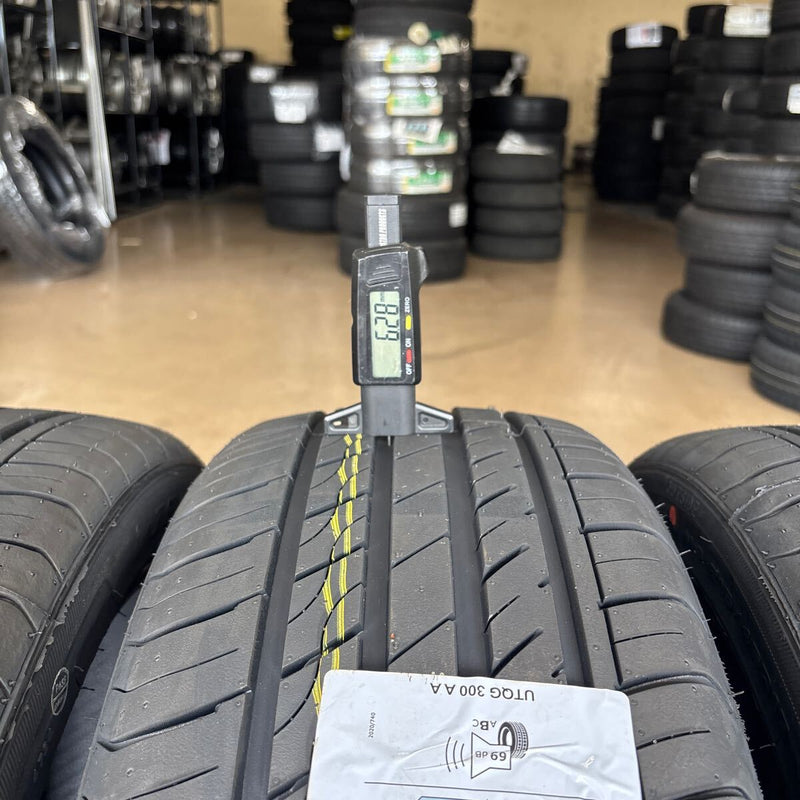 215/45R17 GRENLANDER L-ZEAL56 新品夏タイヤ4本セット35200円