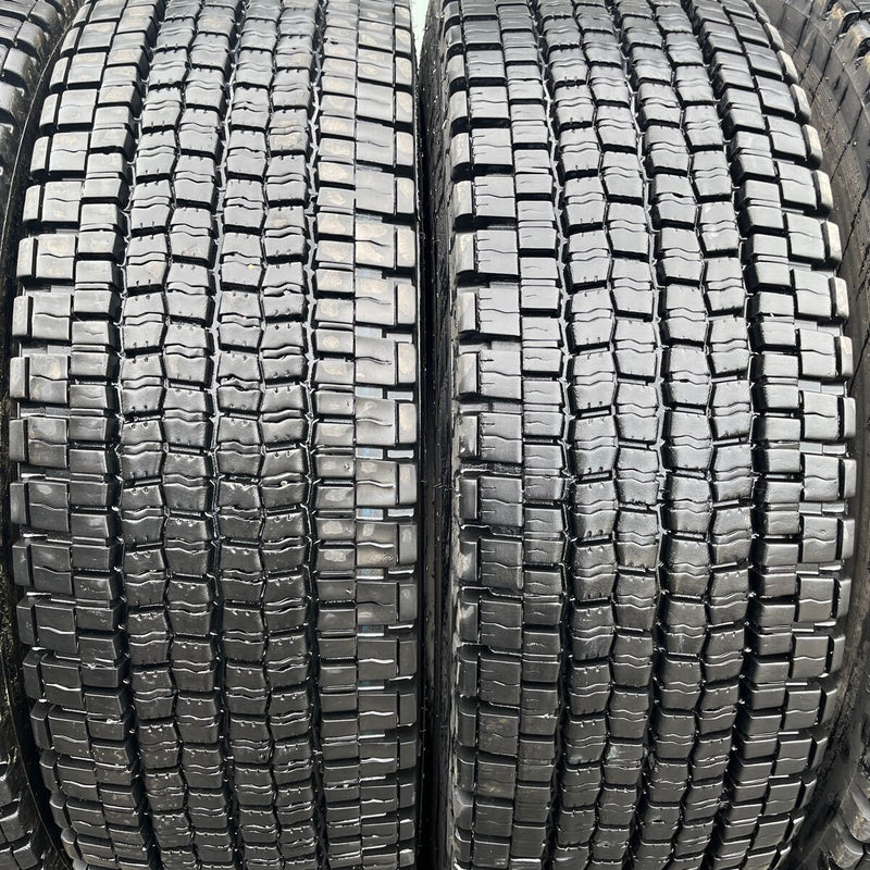 275/80R22.5 中古再生スタッドレス　SP001 激安美品　　6本セット：76,000円