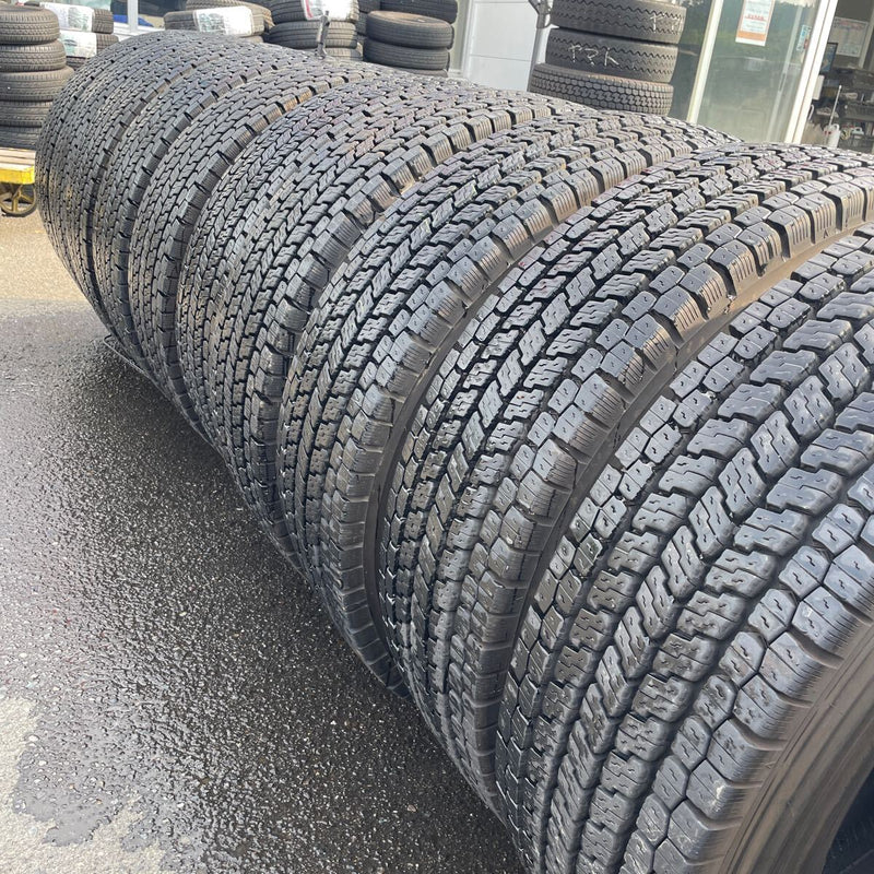 275/80R22.5 ヨコハマ　2023年UP 激安美品　スタッドレス 10本セット:215000円