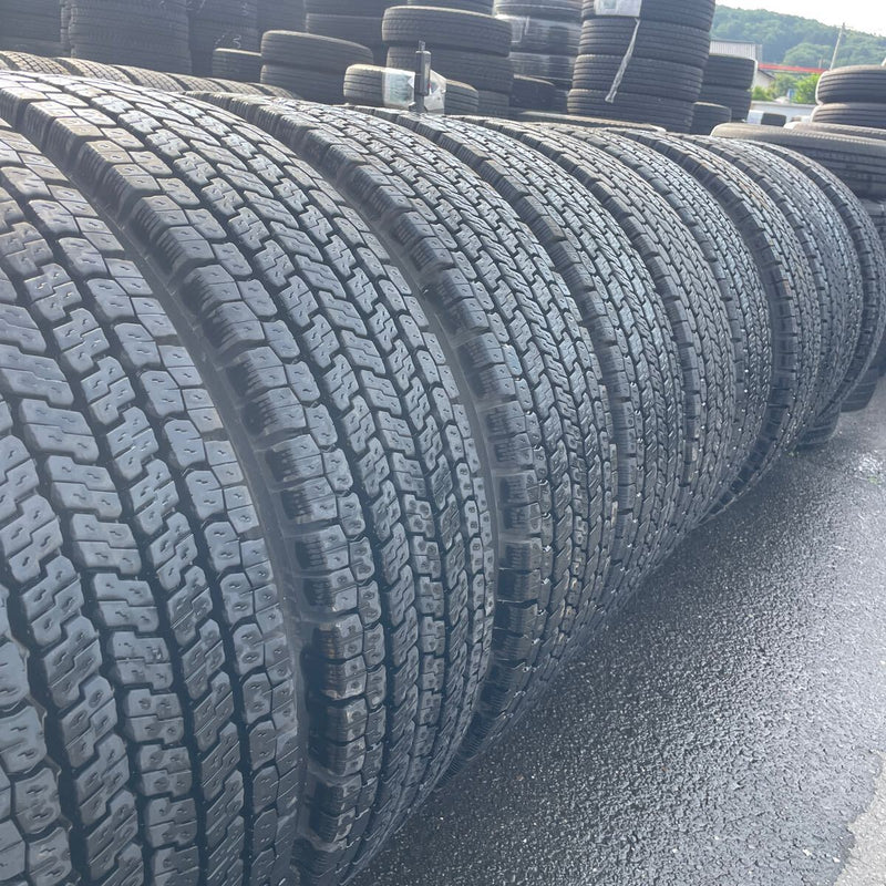 275/80R22.5 ヨコハマ　2023年UP 激安美品　スタッドレス 10本セット:215000円