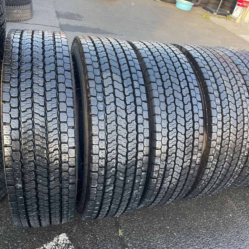 275/80R22.5 ヨコハマ　2023年 激安美品　スタッドレス 8本セット:175000円