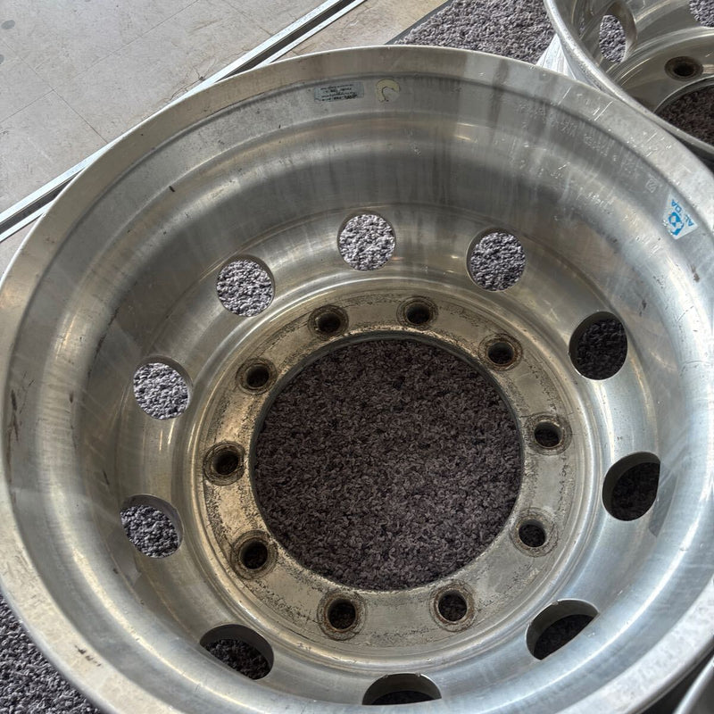 アルコアアルミホイール　22.5×7.50の10穴(11R22.5などに使用) 4本セット:68000円