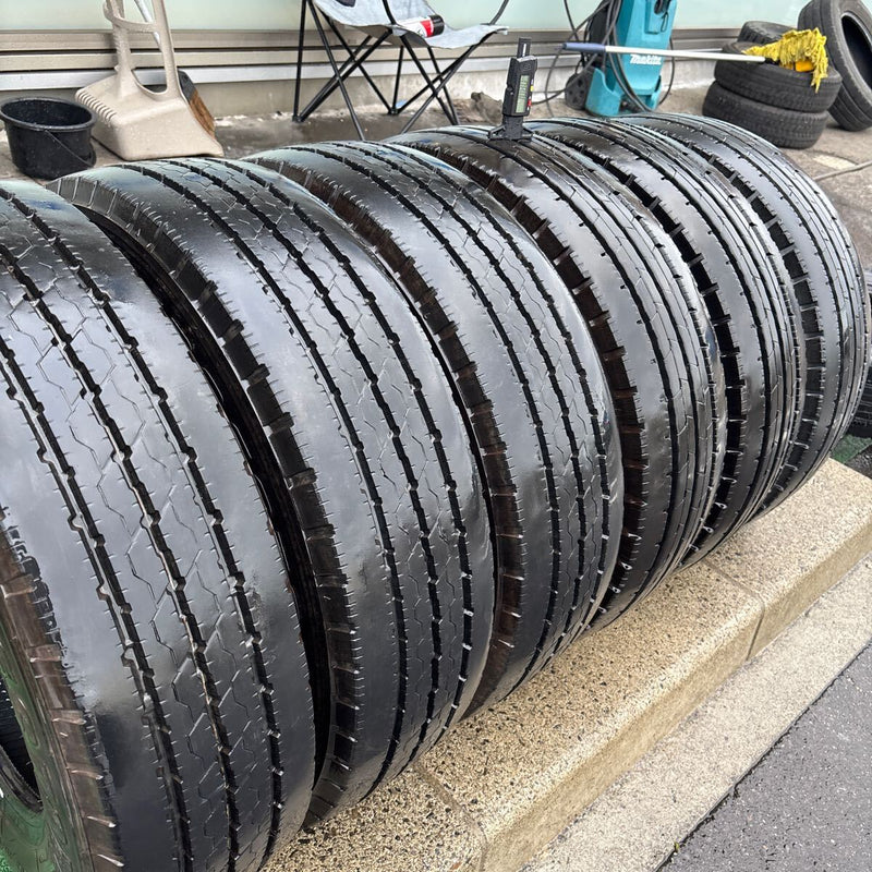 205/70R16 地山中古　ダンロップ/ブリヂストン　2020年UP 激安美品　　6本セット：32000円