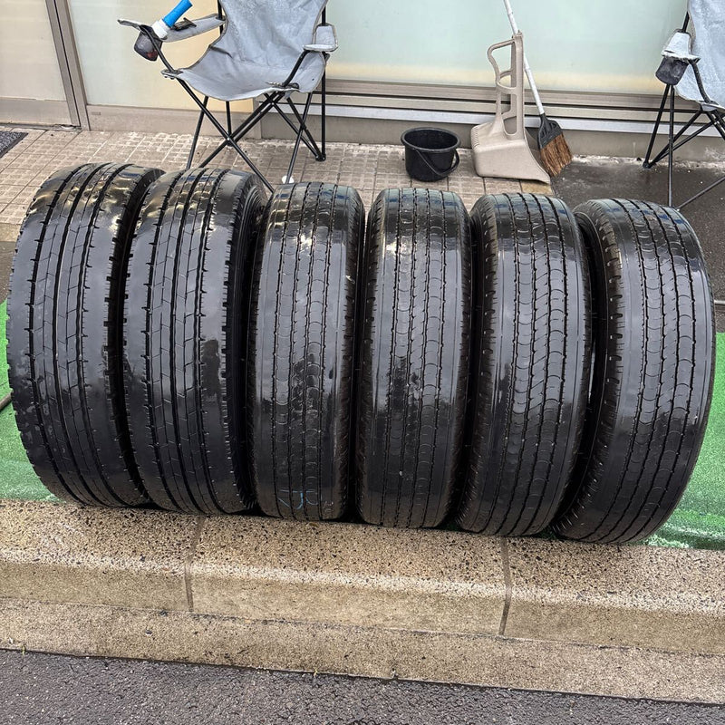 205/75R16 地山中古　ダンロップ　激安美品　　6本セット：25000円