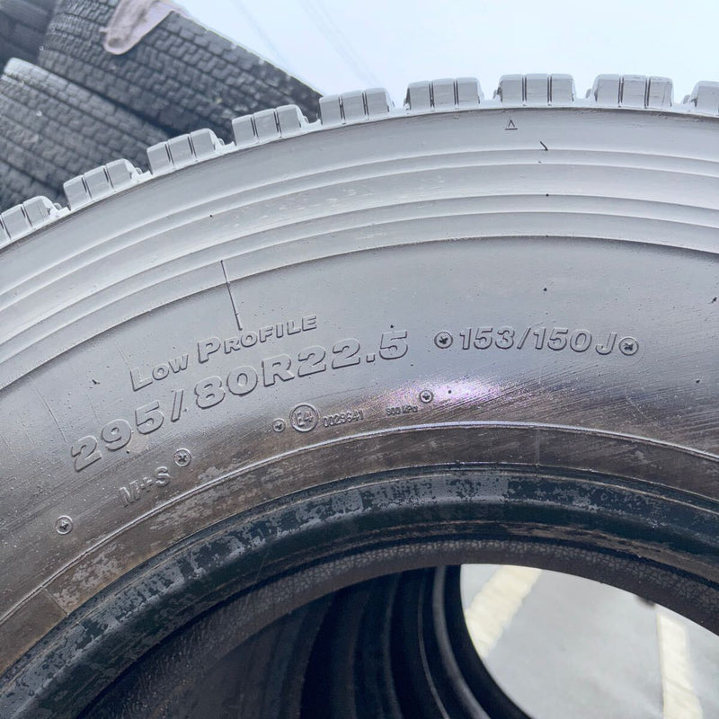 295/80R22.5 地山中古　ブリヂストン　2023年　激安美品　　4本セット：86000円