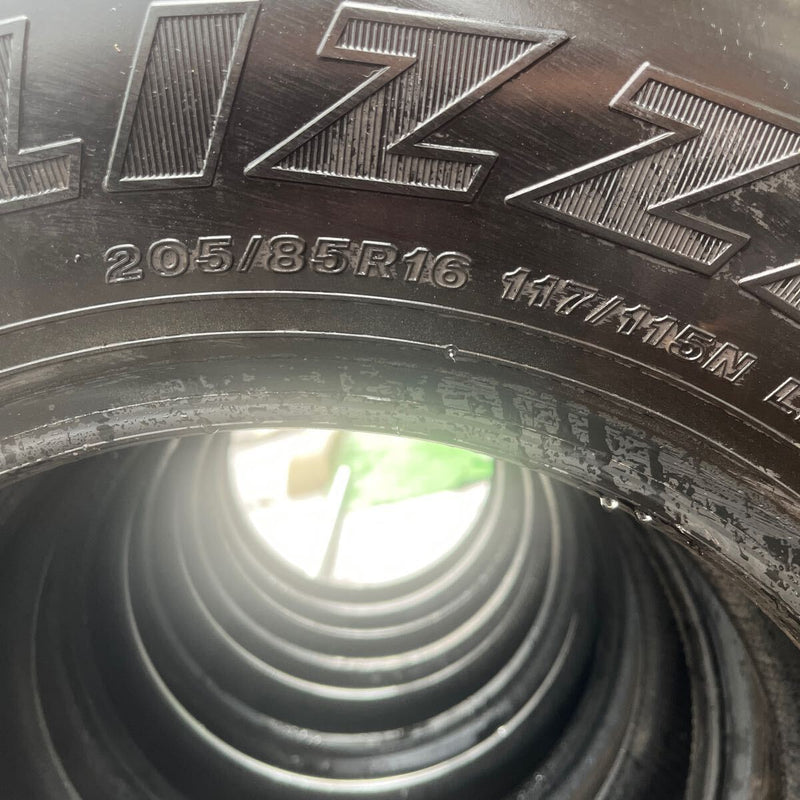 205/85R16 BRIDGESTONE, W989 激安美品　　2023年製 6本セット:29,000円