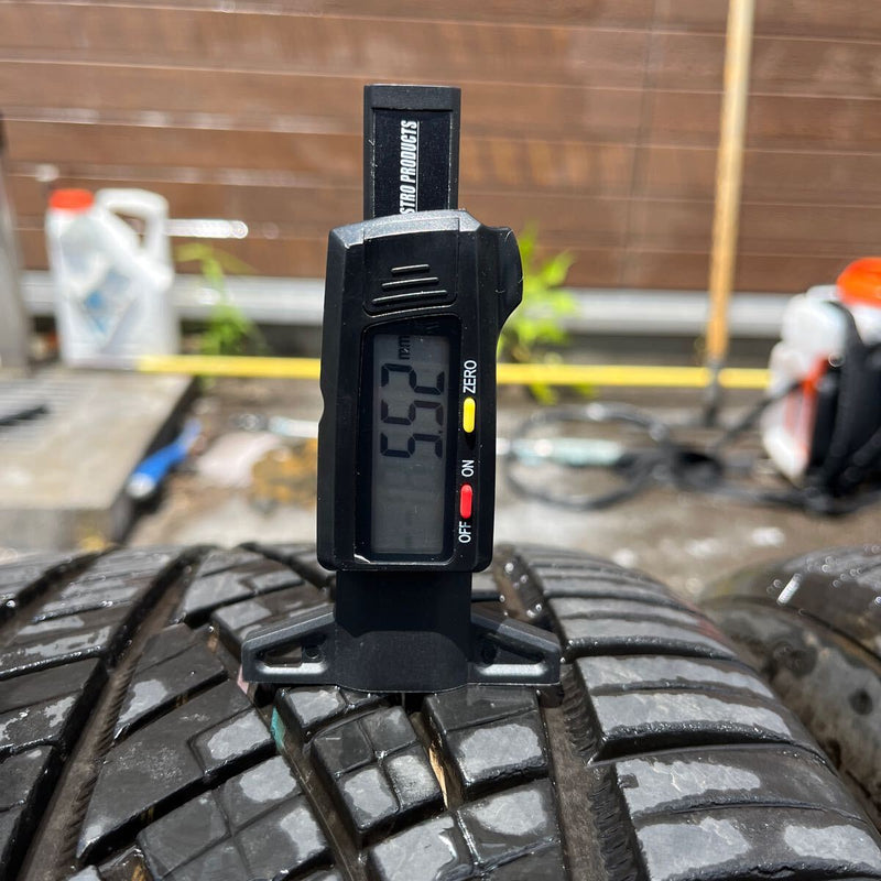 245/40ZR18 CONTINENTAL DWS06 中古夏タイヤ　2本セット:17000円
