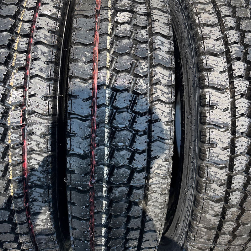 225/90R17.5 再生スタッドレス　2020年　激安美品　　　4本セット：60000円