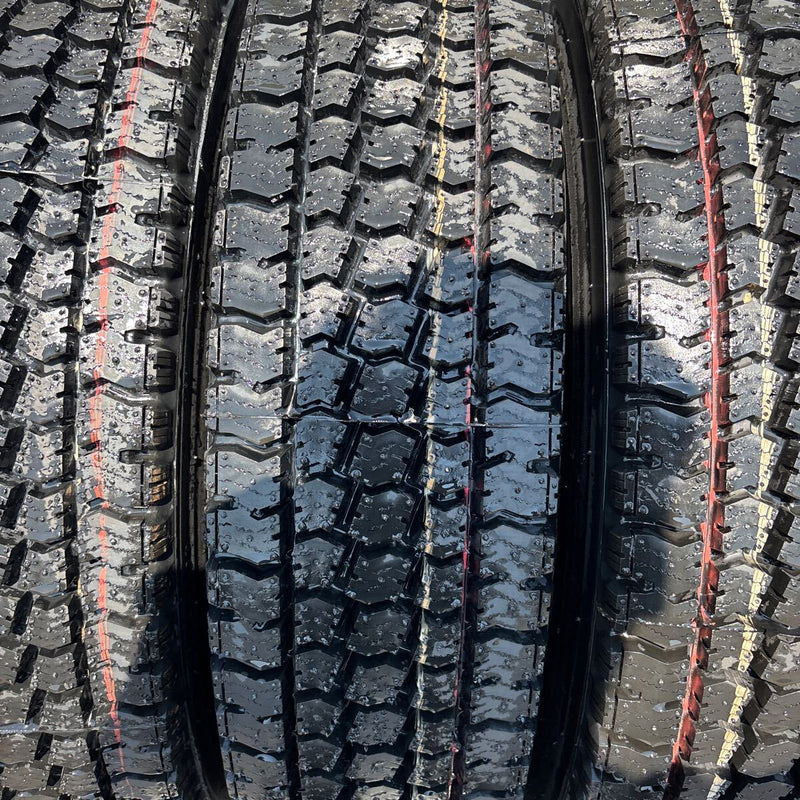 225/90R17.5 再生スタッドレス　2020年　激安美品　　　4本セット：60000円