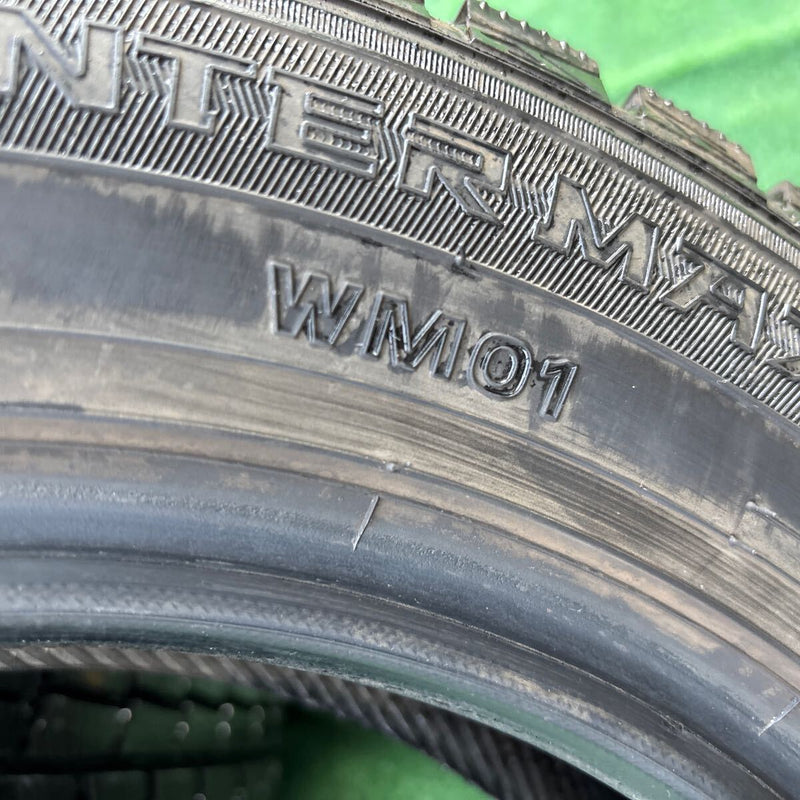 155/70R13 DUNLOP WM01 中古スタッドレスタイヤ4本:12000円