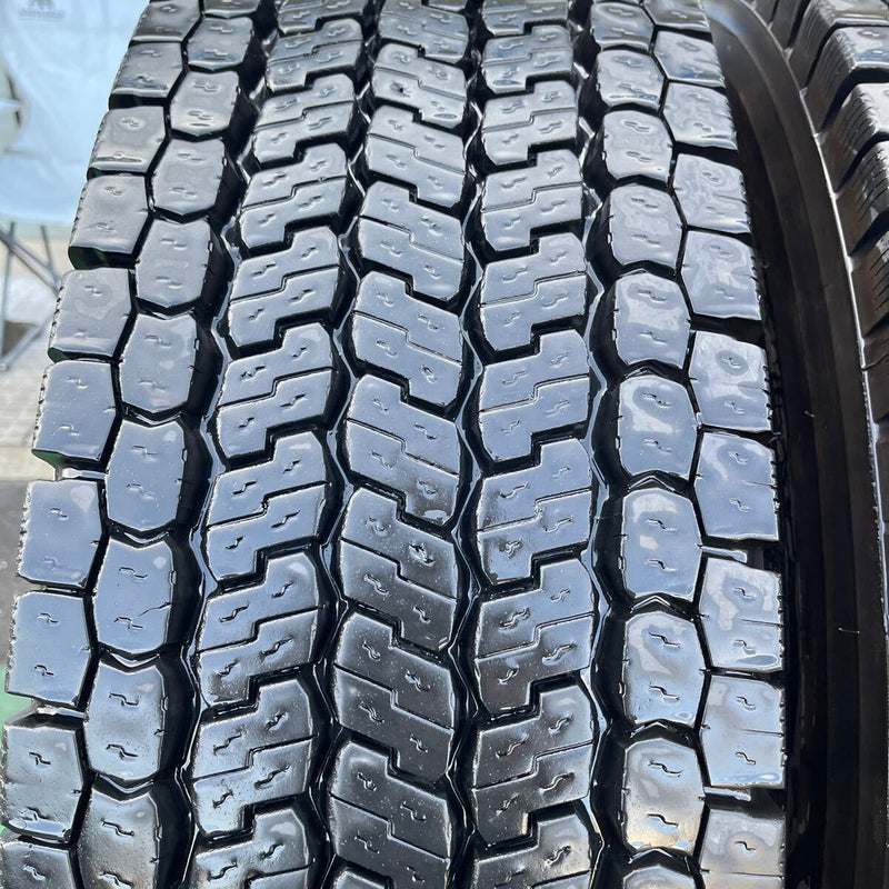 275/80R22.5 YOKOHAMA, 902ZE 激安美品2022年製 2本セット:41,000円