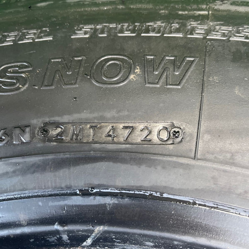 275/80R22.5 再生中古スタッドレス　 W900 激安美品　 2本＋1本セット:38,000円