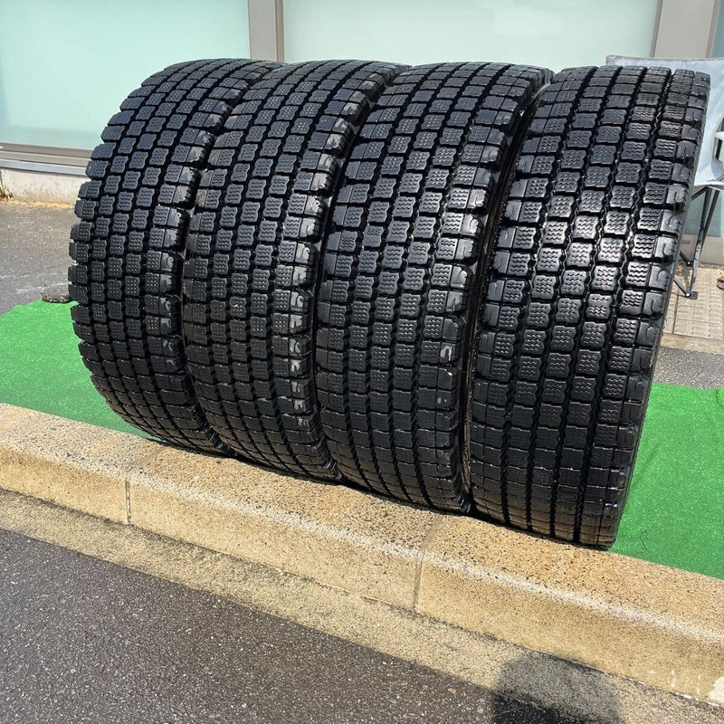 245/70R19.5 BRIDGESTONE, W910 激安美品　4本セット:58,000円