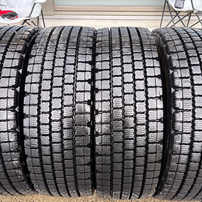 245/70R19.5 BRIDGESTONE. W910. 激安美品　　8本セット:119000円