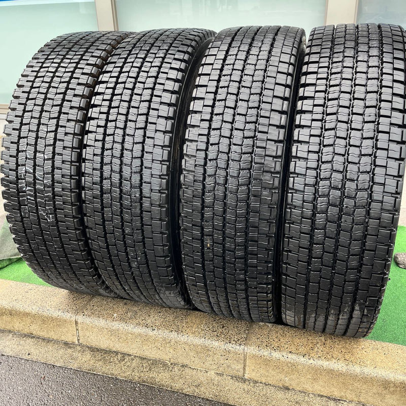 275/80R22.5 再生中古スタッドレス　SP001 激安美品　 4本セット:55,000円