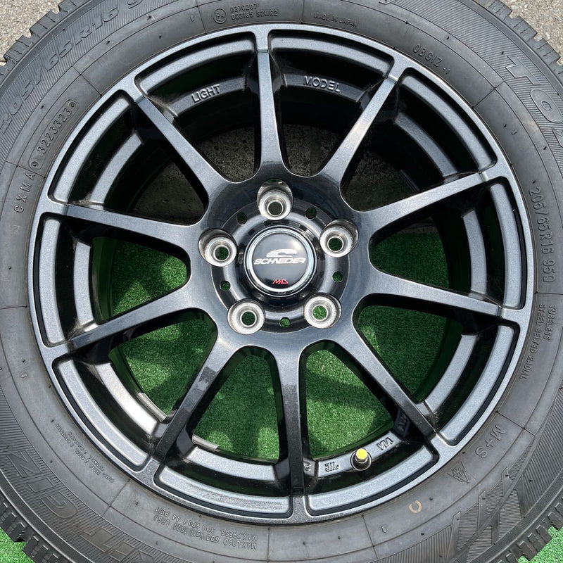 205/65R16 TOYO GARIT GIZ 2023年製 ホイール付　中古スタッドレス　4本セット:60000円