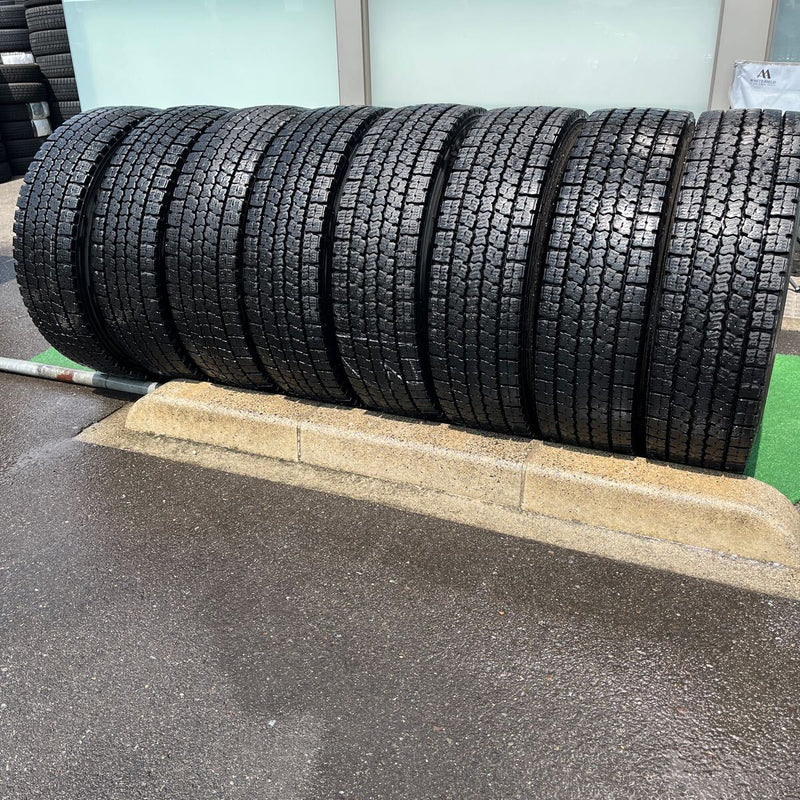 245/70R19.5 TOYO, M919 激安美品　2022年製　 8本セット:84,000円