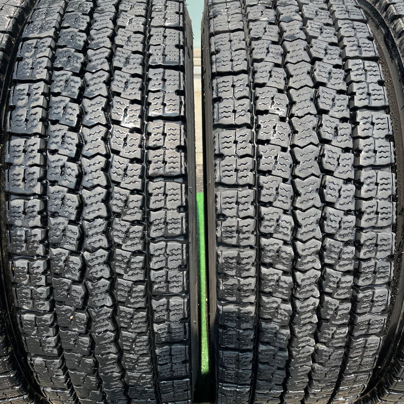 245/70R19.5 TOYO, M919 激安美品　2022年製　 8本セット:84,000円