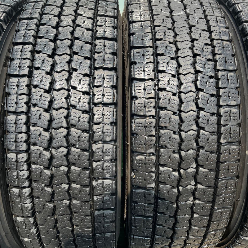 245/70R19.5 TOYO, M919 激安美品　2022年製　 8本セット:84,000円