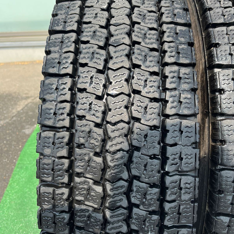 245/70R19.5 TOYO, M919 激安美品　2022年製　 8本セット:84,000円