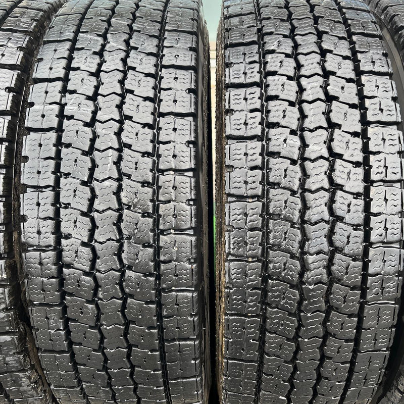245/70R19.5 TOYO, M919 激安美品　2022年製 8本セット:83,000円