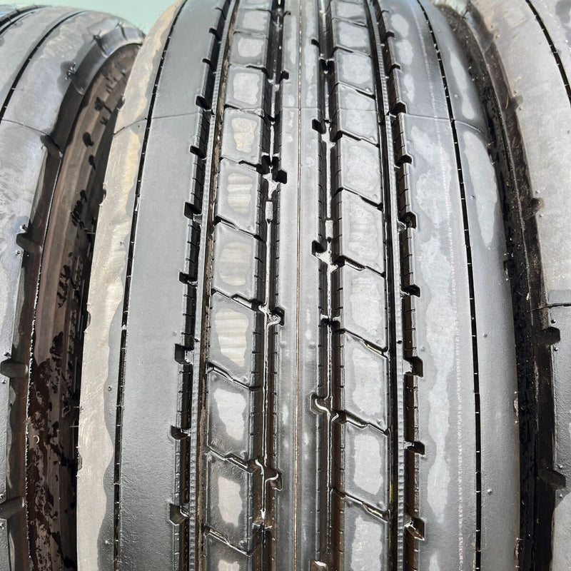 245/70R19.5 BRIDGESTONE, R173 激安美品 2023年製 4本セット:48,000円