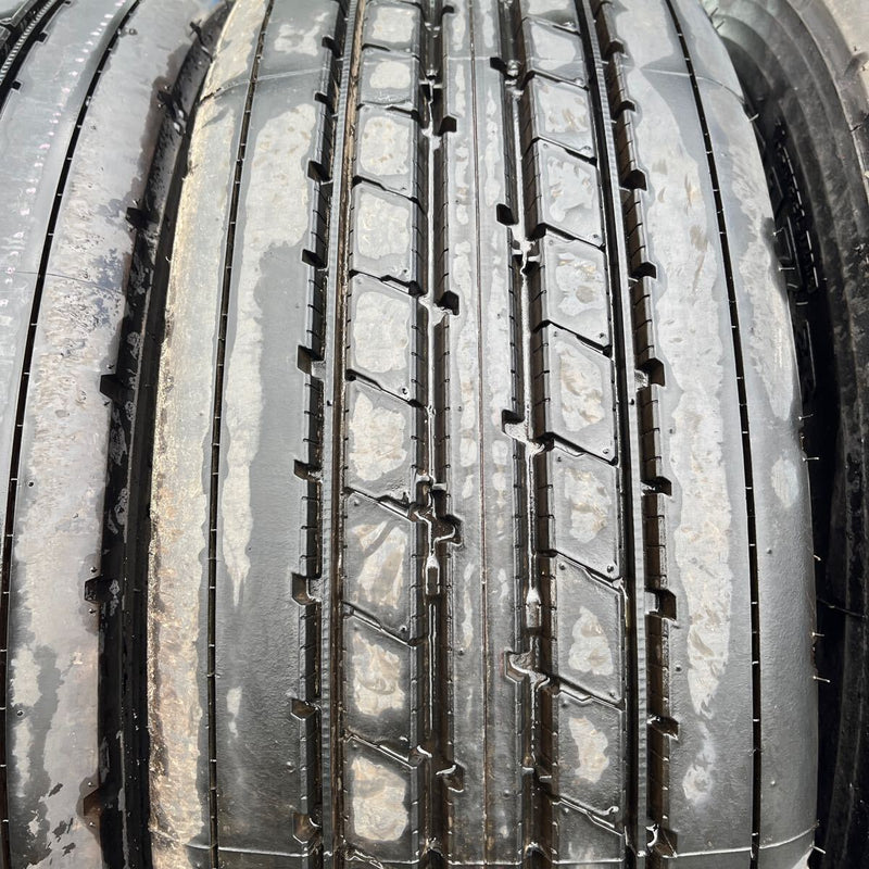 245/70R19.5 BRIDGESTONE, R173 激安美品 2023年製 4本セット:48,000円