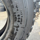 295/80R22.5 ブリヂストン W905 地山冬タイヤ 1本:19000円