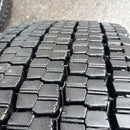 295/80R22.5 ブリヂストン W905 地山冬タイヤ 1本:19000円