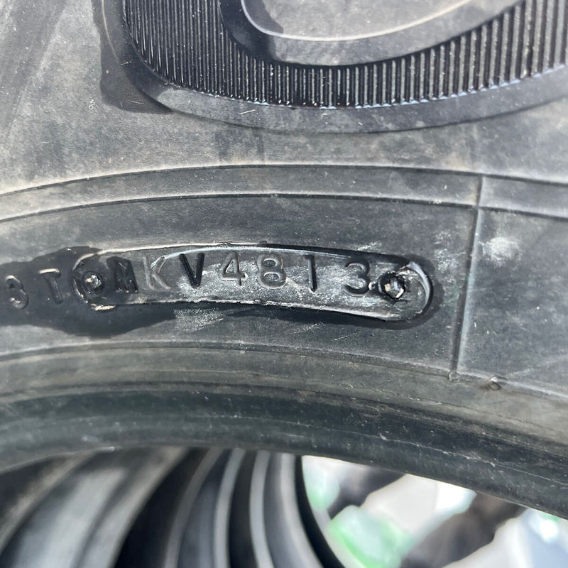 11R22.5 再生中古スタッドレス　SP081　激安美品　　4本セット：52,000円