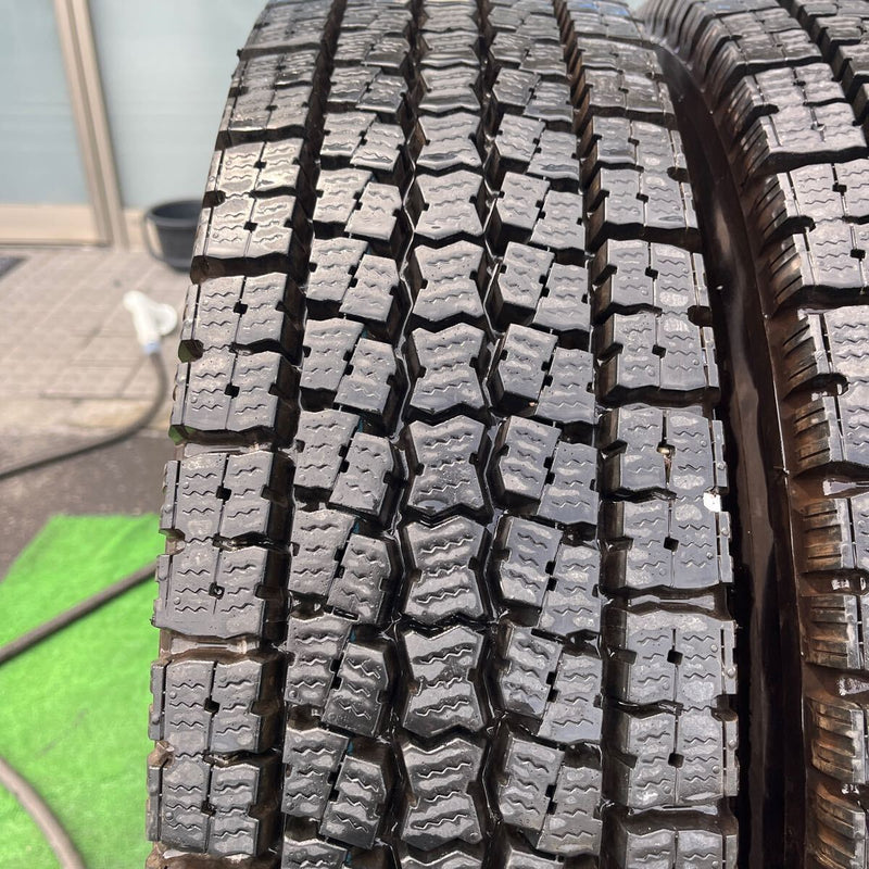 225/80R17.5 TOYO, M919 激安美品　2021年製 9.8分山 6本セット:79,000円