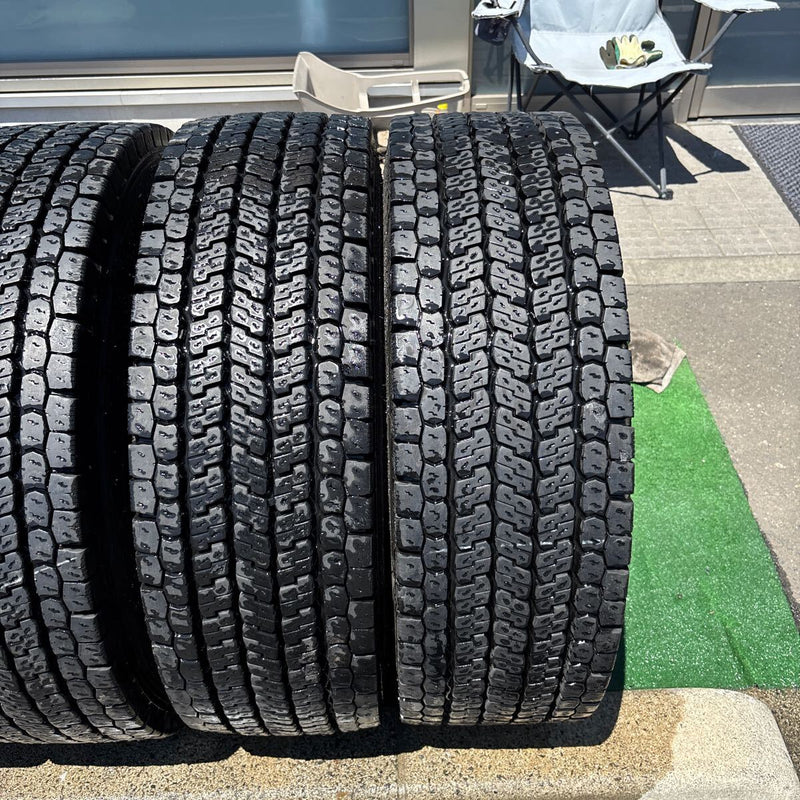 265/70R19.5. YOKOHAMA. 902ZE. 激安美品　　　6本セット：70000円
