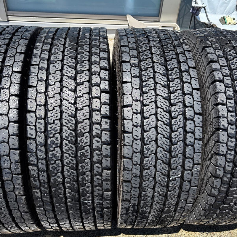 265/70R19.5. YOKOHAMA. 902ZE. 激安美品　　　6本セット：70000円