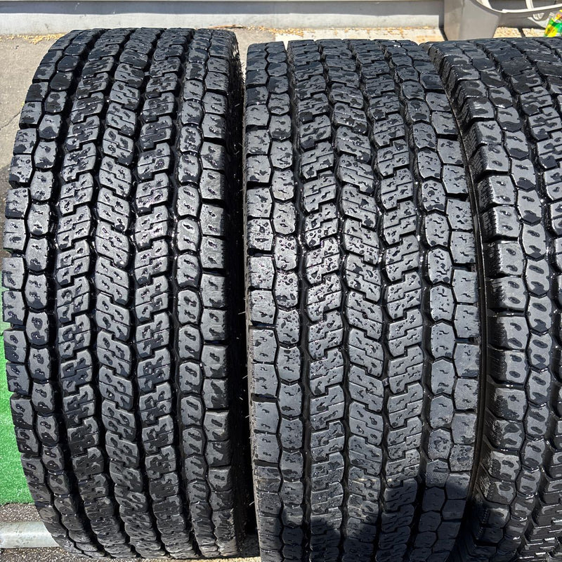 265/70R19.5. YOKOHAMA. 902ZE. 激安美品　　　6本セット：70000円