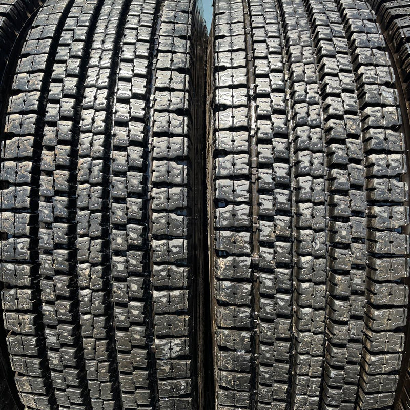 11R22.5 16PR TOYO, M929 激安美品　2023年製 　8本セット:160,000