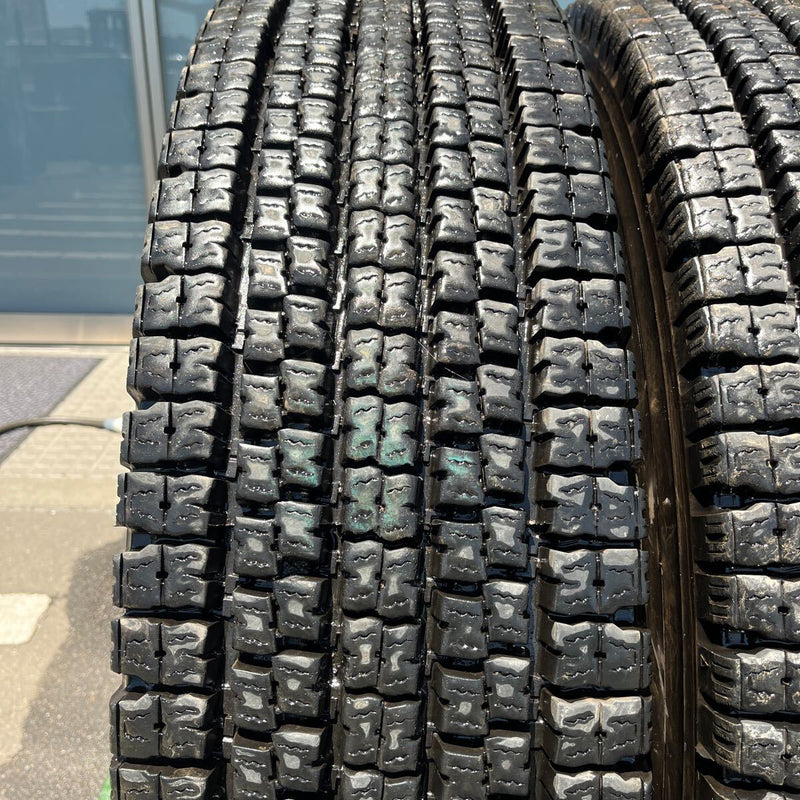 11R22.5 16PR TOYO, M929 激安美品　2023年製 　8本セット:160,000