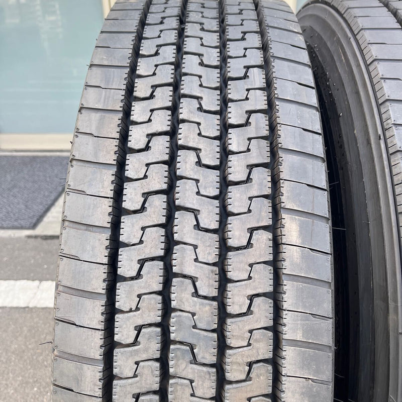 275/80R22.5 YOKOHAMA, 702ZE 激安美品 8本セット:220,000円